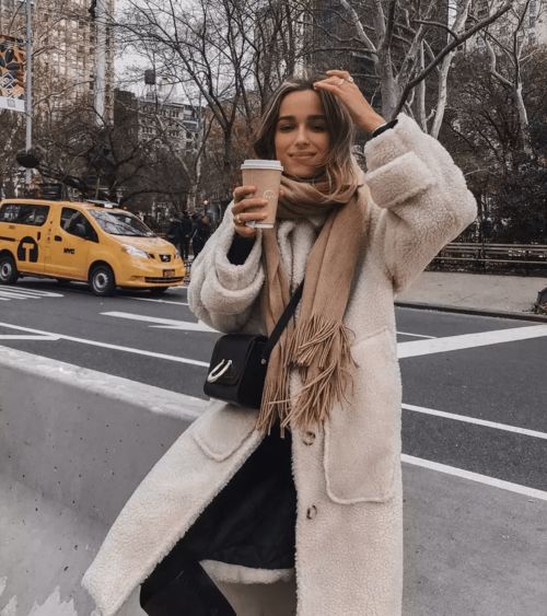 围巾不止保暖，更胜穿搭神器 一巾多系，时髦翻倍